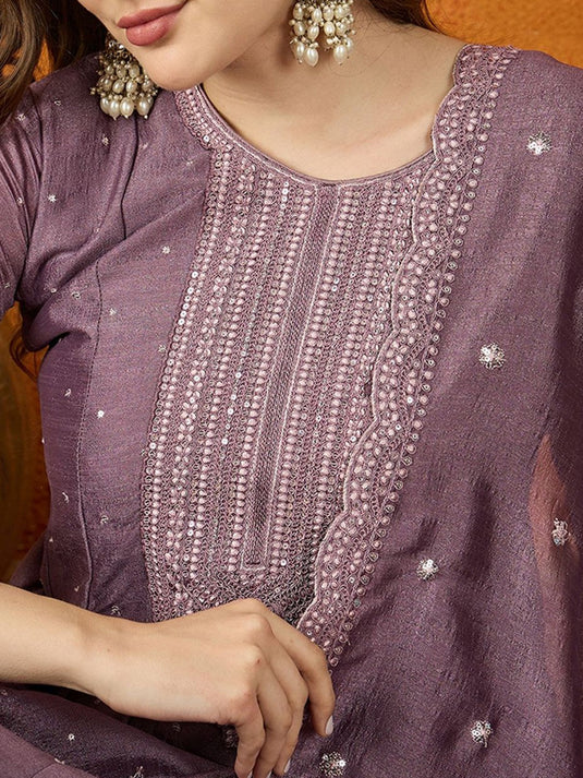 Women Embroidered Anarkali Gown